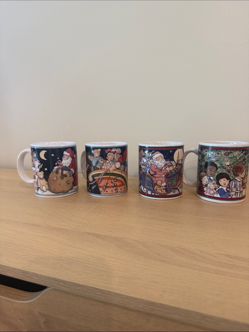 Susan Winget Set of 4 Coffee Mugs